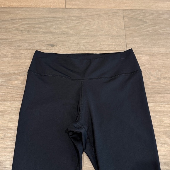 NIKE Black One Dri-Fit Swoosh Run Mid-Rise‎ 7/8 Active Running Leggings Size M - Picture 4 of 12